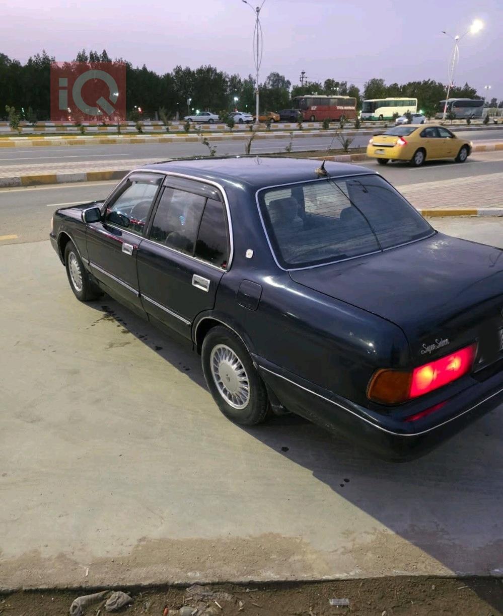 تويوتا كراون